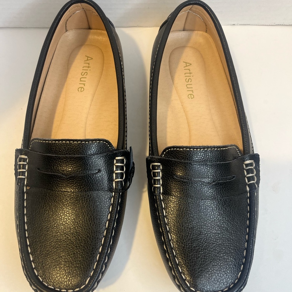 Artisure Women’s Classic Comfort leather Shoes